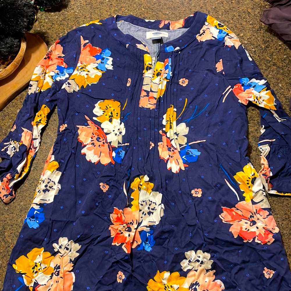 Girls dress
